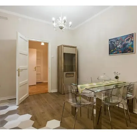 Luxury 8 Апартаменты Белград